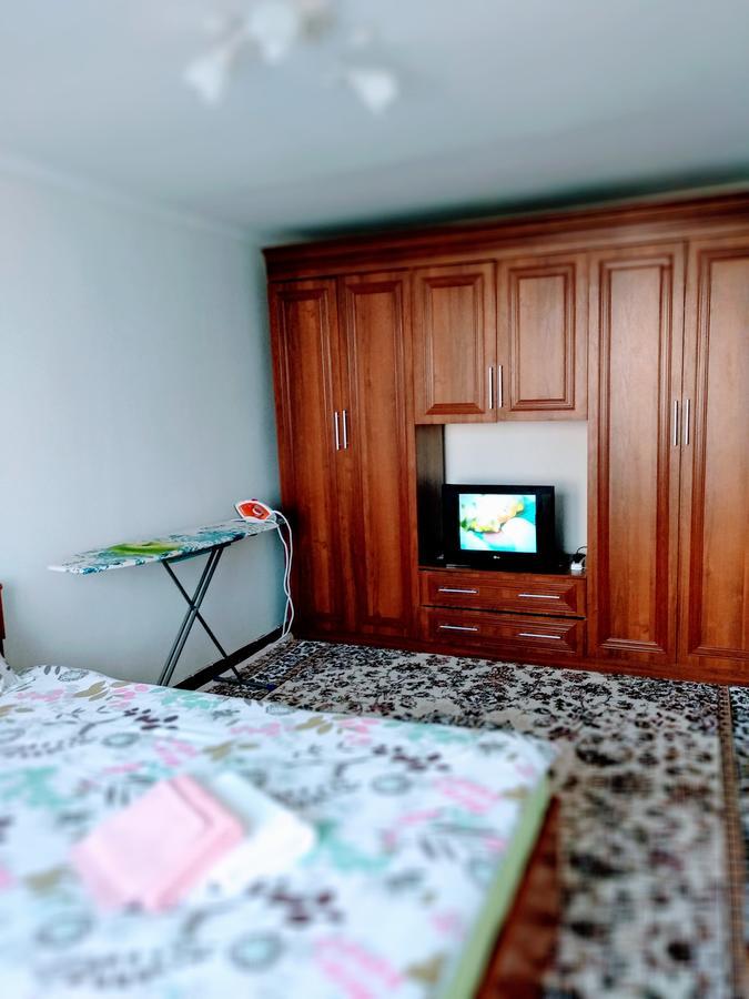 Old Square Apartment Shymkent Luaran gambar